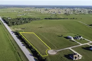 1805 Apache, Angleton, TX 77515 - Photo 1