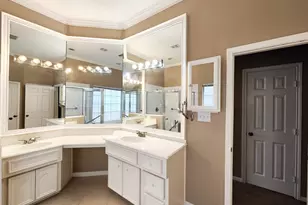 2637 W Dallas St, Houston, TX 77019 - Photo 14