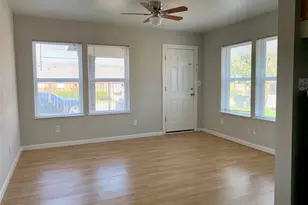 5026 Jefferson St, Houston, TX 77023 - Photo 2