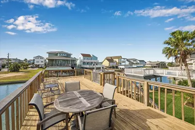 1007 Tiki Drive, Tiki Island, TX 77554 - Photo 16