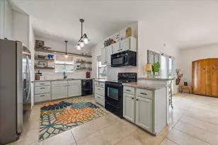 1007 Tiki, Tiki Island, TX 77554 - Photo 26