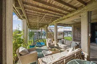 1007 Tiki Dr, Tiki Island, TX 77554 - Photo 34