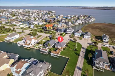 1007 Tiki Drive, Tiki Island, TX 77554 - Photo 6