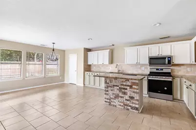 19226 Pinewood Mist Lane, Humble, TX 77346 - Photo 10