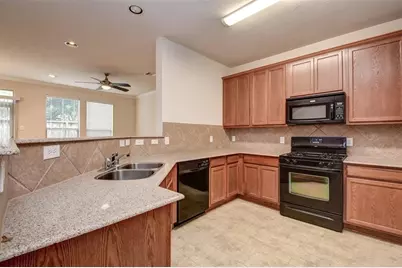 13163 Stratford Skies Lane, Houston, TX 77072 - Photo 10