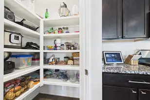 3919 Hawaiian Ct, Baytown, TX 77521 - Photo 12