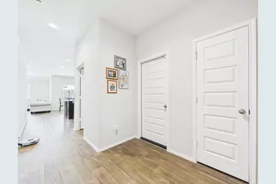 3919 Hawaiian Court, Baytown, TX 77521 - Photo 4