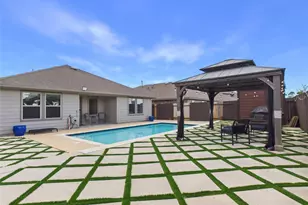 3919 Hawaiian Ct, Baytown, TX 77521 - Photo 24