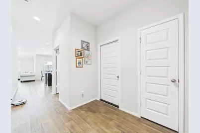 3919 Hawaiian Court, Baytown, TX 77521 - Photo 4