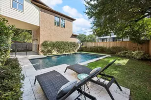 4037 Dumbarton St, Houston, TX 77025 - Photo 40