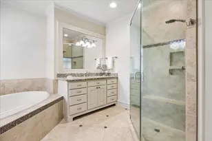 4037 Dumbarton St, Houston, TX 77025 - Photo 22