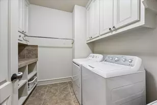 4037 Dumbarton St, Houston, TX 77025 - Photo 36