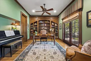 4037 Dumbarton St, Houston, TX 77025 - Photo 8