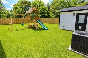 342 Governor Hogg Dr, Point Blank, TX 77364 - Photo 30