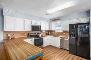 342 Governor Hogg Dr, Pointblank, TX 77364 - Photo 8