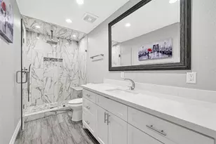 9206 W Sterling Dr, Pearland, TX 77584 - Photo 12