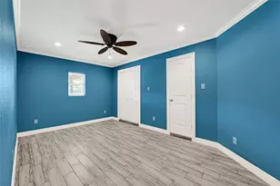 9206 W Sterling Dr, Pearland, TX 77584 - Photo 14