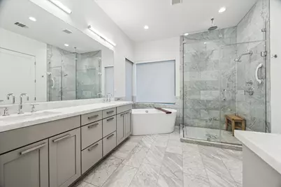 1010 Waltway Drive, Houston, TX 77008 - Photo 28