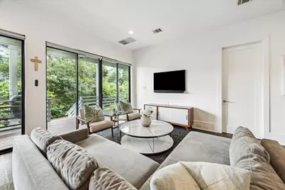 1010 Waltway Drive, Houston, TX 77008 - Photo 16