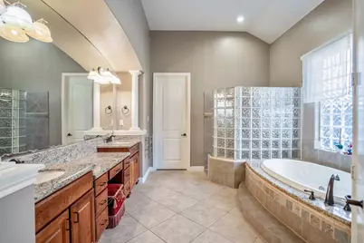 25606 Windy Isle Court, Spring, TX 77389 - Photo 28