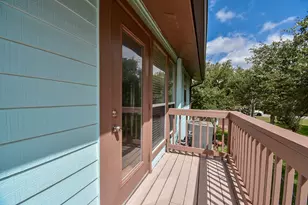 2116 W Bayshore Dr, Palacios, TX 77465 - Photo 12