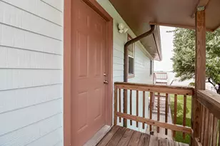 2116 W Bayshore Dr, Palacios, TX 77465 - Photo 14