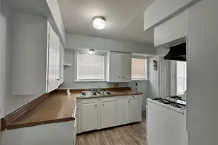 4624 Clay St, Houston, TX 77023 - Photo 8