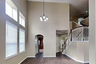 1927 Makenna Ln, Houston, TX 77049 - Photo 6