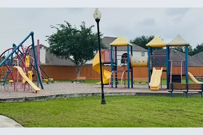2810 Straight Elm Street, Fresno, TX 77545 - Photo 34