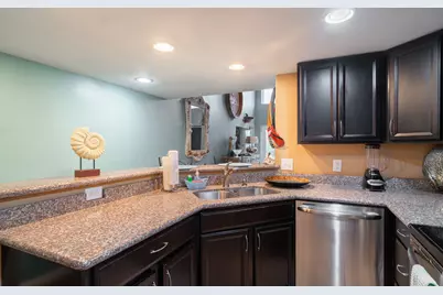 9520 Seawall Boulevard #153, Galveston, TX 77554 - Photo 18