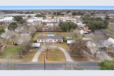 1005 Baumgarten, Schulenburg, TX 78956 - Photo 22