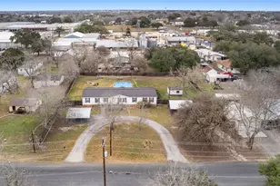 1005 Baumgarten, Schulenburg, TX 78956 - Photo 22
