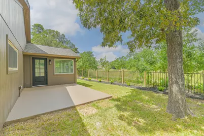 416 Rolling Hills Drive, Panorama Village, TX 77304 - Photo 34