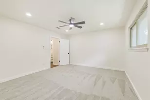 416 Rolling Hills Dr, Panorama Village, TX 77304 - Photo 30