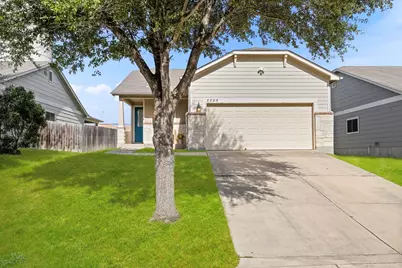 5725 Maxfli Dr Drive, Schertz, TX 78108 - Photo 2
