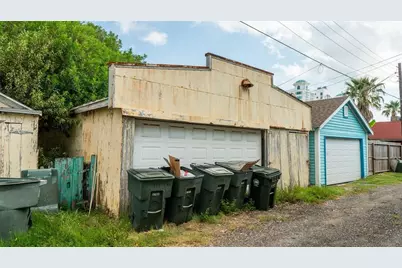 717 and 719 Sealy Street, Galveston, TX 77550 - Photo 34