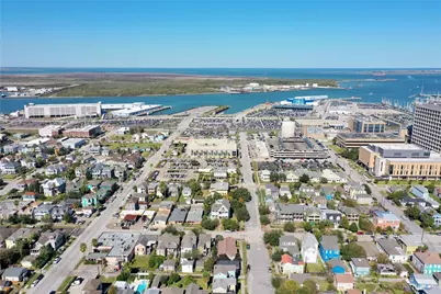 1301 Church Street, Galveston, TX 77550 - Photo 50
