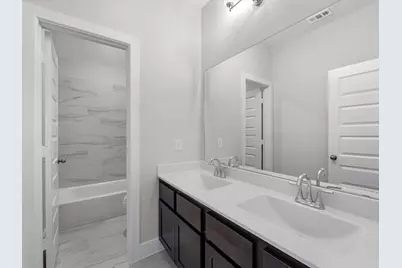 1135 Village Falls Drive, Missouri City, TX 77459 - Photo 18