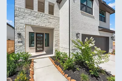 1135 Village Falls Drive, Missouri City, TX 77459 - Photo 2