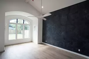 7214 Blandford Ln, Houston, TX 77055 - Photo 12