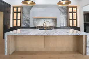 7214 Blandford Ln, Houston, TX 77055 - Photo 2