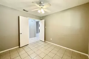 7014 Caladero Dr, Houston, TX 77083 - Photo 14