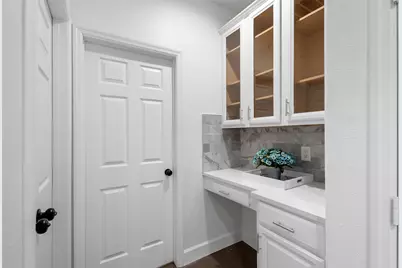 55 Terraglen Dr, The Woodlands, TX 77382 - Photo 16