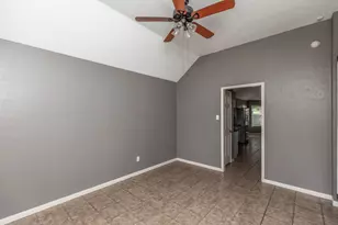 7856 Buttercup Ln, Beaumont, TX 77713 - Photo 8