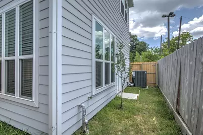 1805 Napa Creek Lane, Houston, TX 77009 - Photo 22