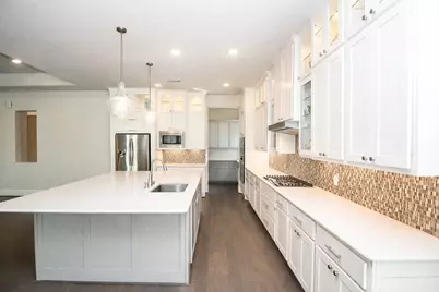 604 Castlewood Cove Lane, Pinehurst, TX 77362 - Photo 8