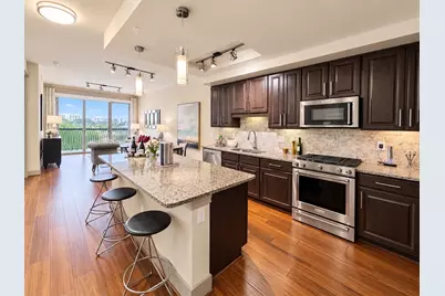 10401 Town and Country Way #409, Houston, TX 77024 - Photo 2
