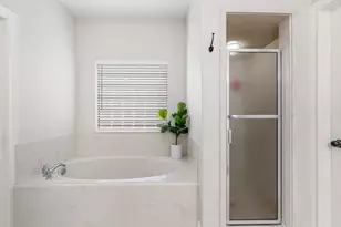 3811 Candlewood Cir, Needville, TX 77461 - Photo 18