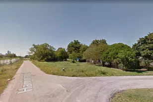 2201 Lucas St, Houston, TX 77026 - Photo 1