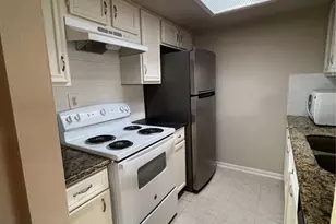14333 Memorial Dr, Houston, TX 77079 - Photo 6